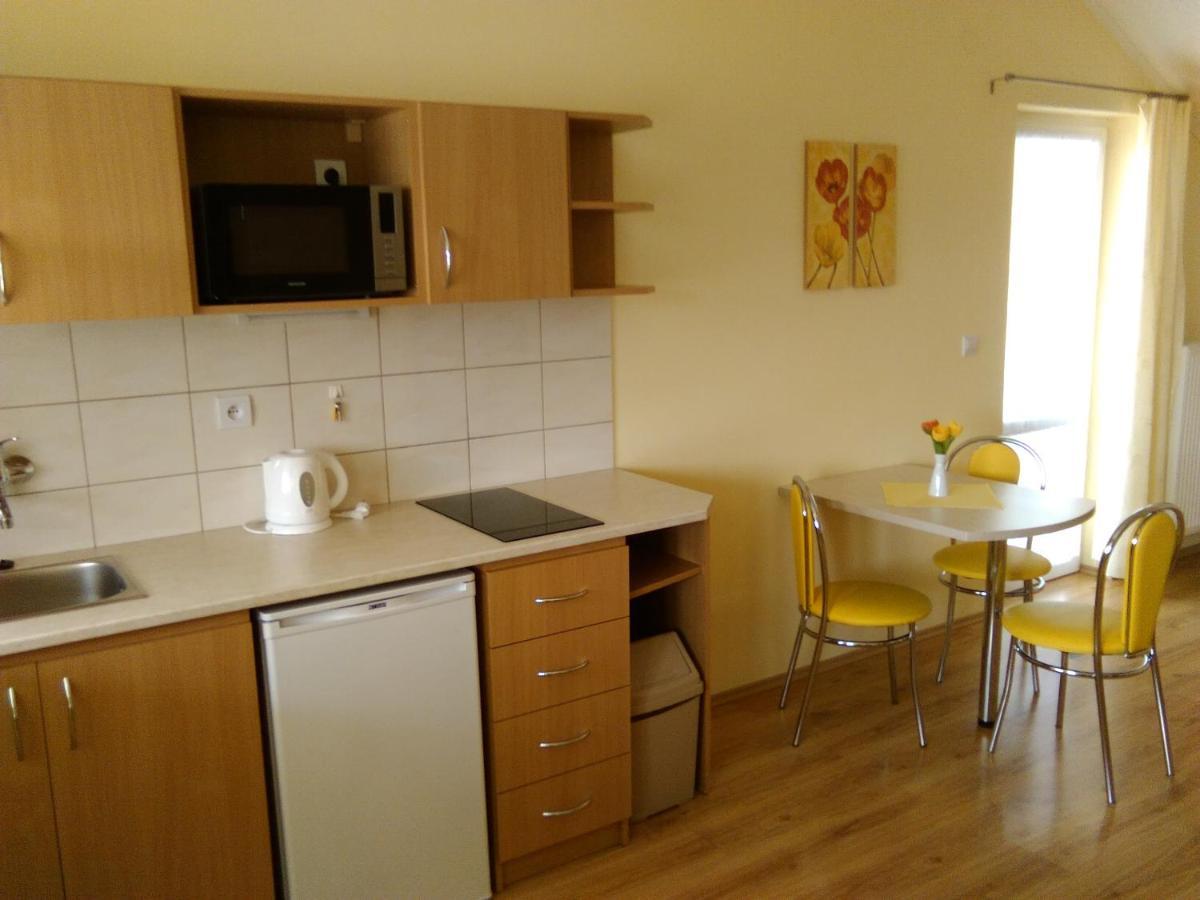 Privat Sulamit Hotel Podhájska Buitenkant foto